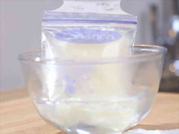 放保鲜室的母乳加热方法