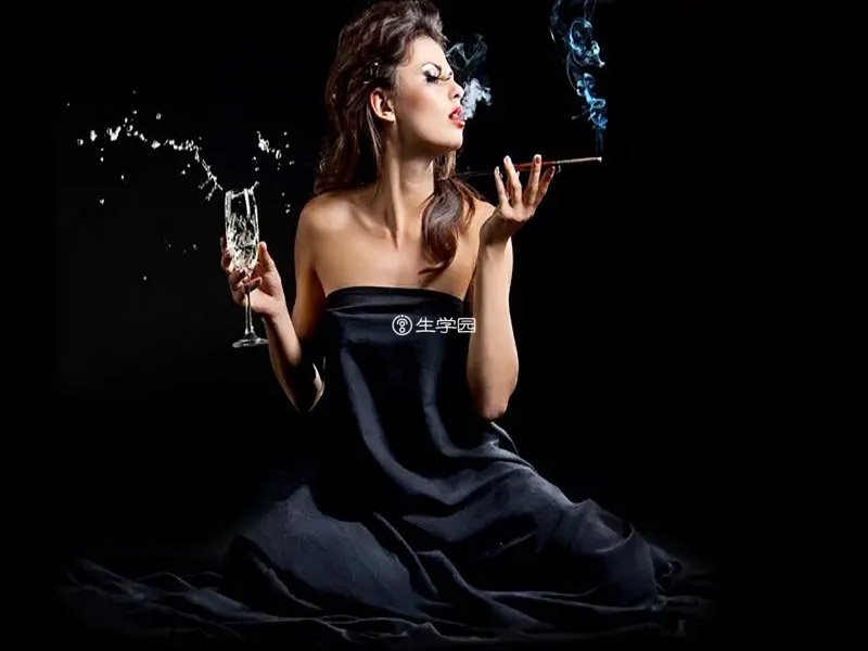 吸烟酗酒或接触毒物的女人